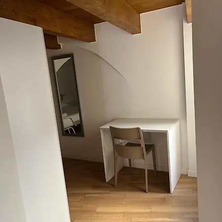 Ground Stone Apartment Bari
