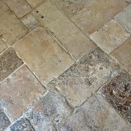 דירה Ground Stone *