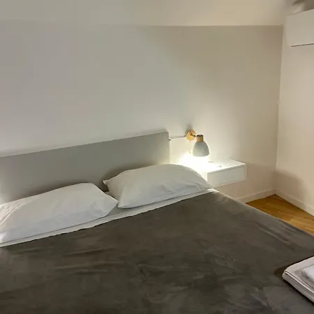 Apartament Ground Stone