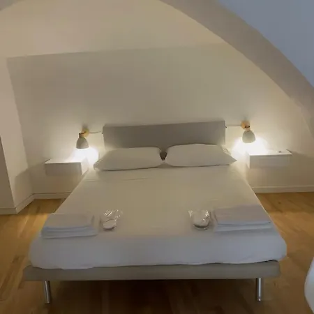 Apartament Ground Stone Bari