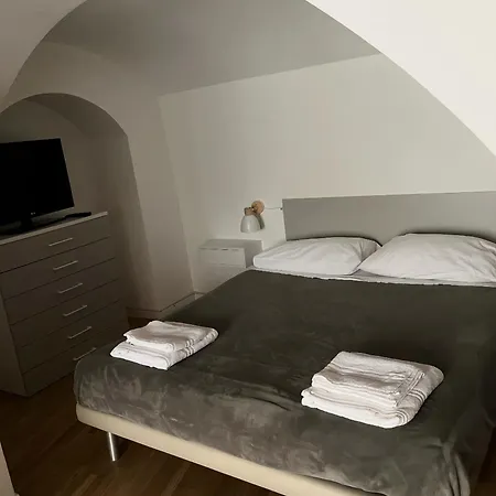 Apartament Ground Stone *