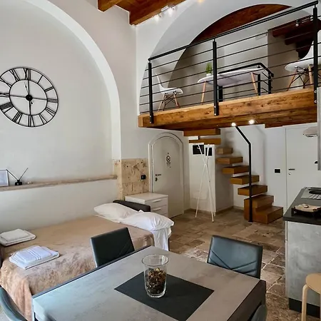 Ground Stone * バーリ